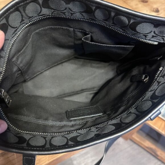 Coach Classic Tote and wallet - Picture 8 of 16